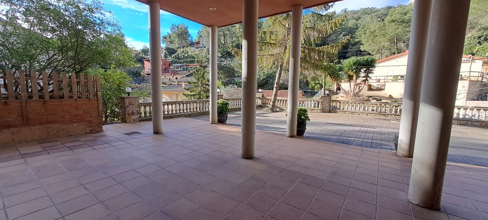 casa--chalet en vallirana · pla-pelac--penya-forcada 440000€