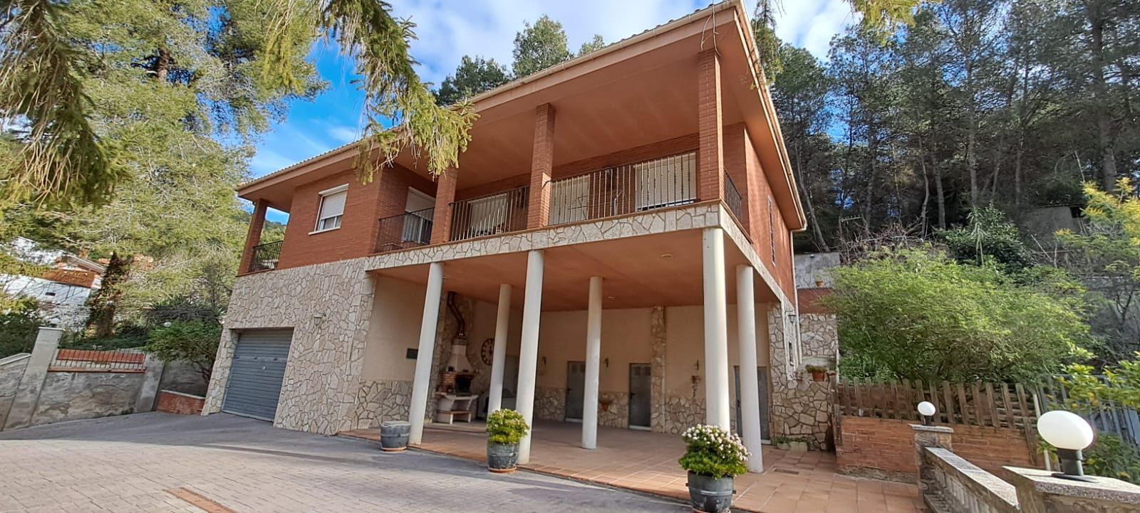 casa--chalet en vallirana · pla-pelac--penya-forcada 440000€