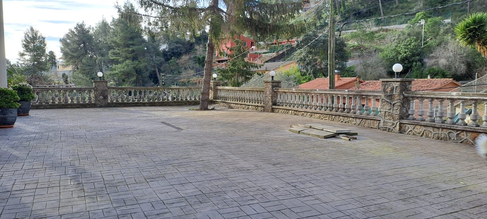 casa--chalet en vallirana · pla-pelac--penya-forcada 440000€