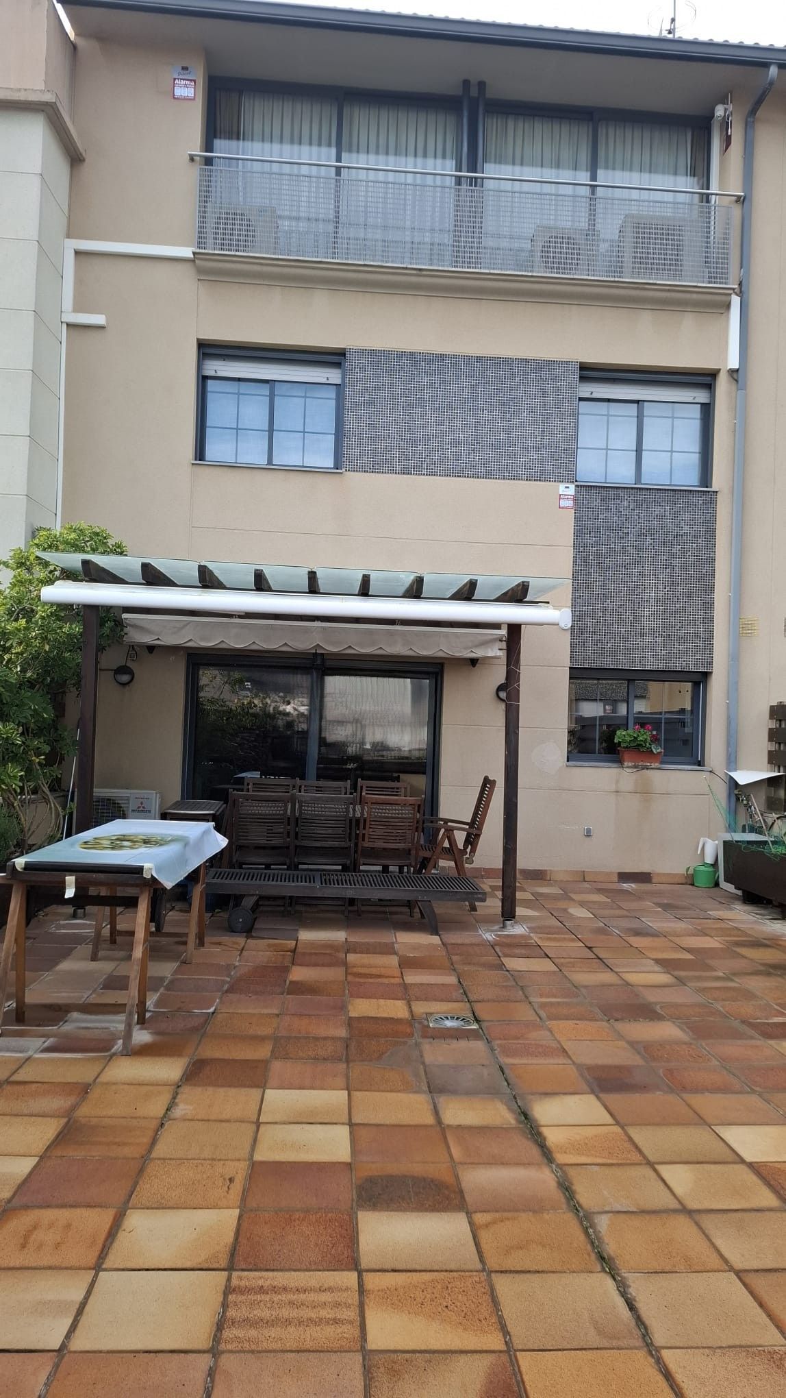 casas-adosadas en vallirana ·  497000€