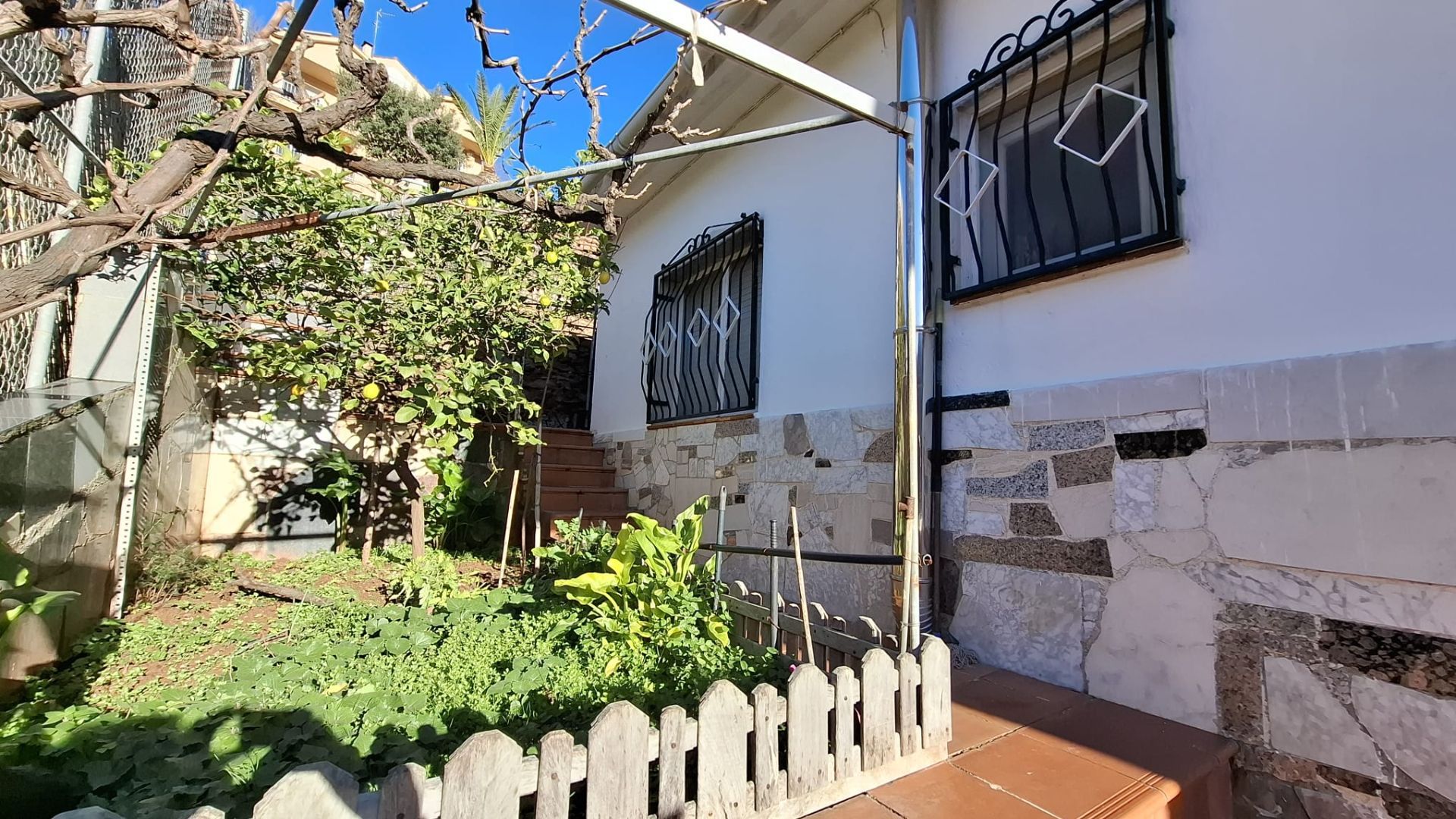 casas--chalets en vallirana ·  282000€