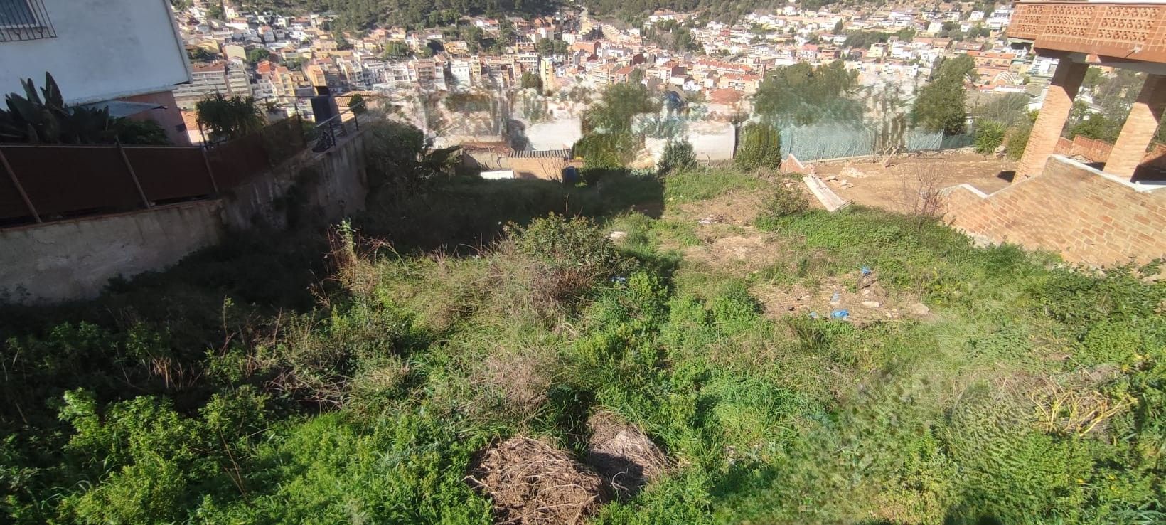 parcelas en vallirana · can-batlle 125000€