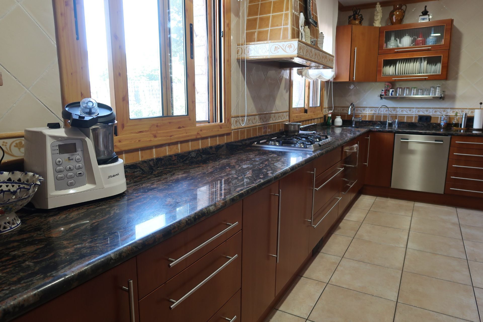 casas--chalets en vallirana · el-lledoner 700000€