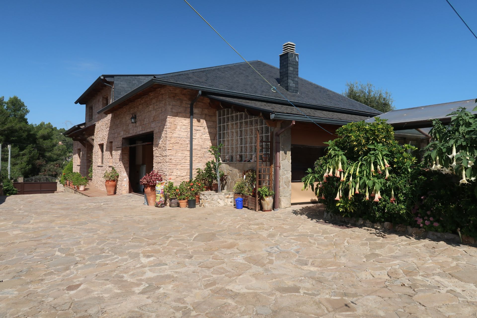 casas--chalets en vallirana · el-lledoner 700000€