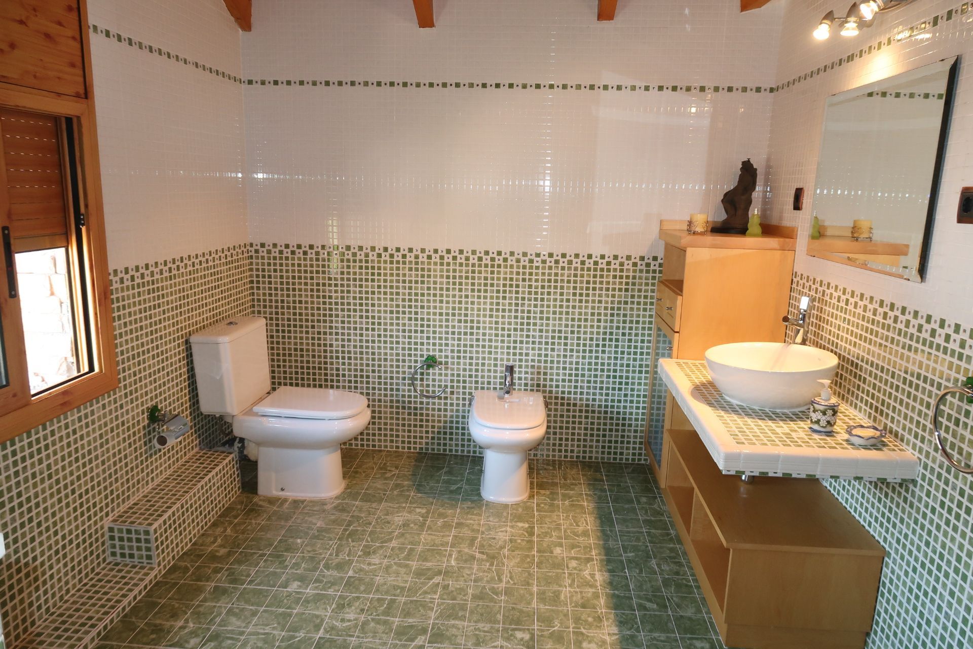 casas--chalets en vallirana · el-lledoner 700000€