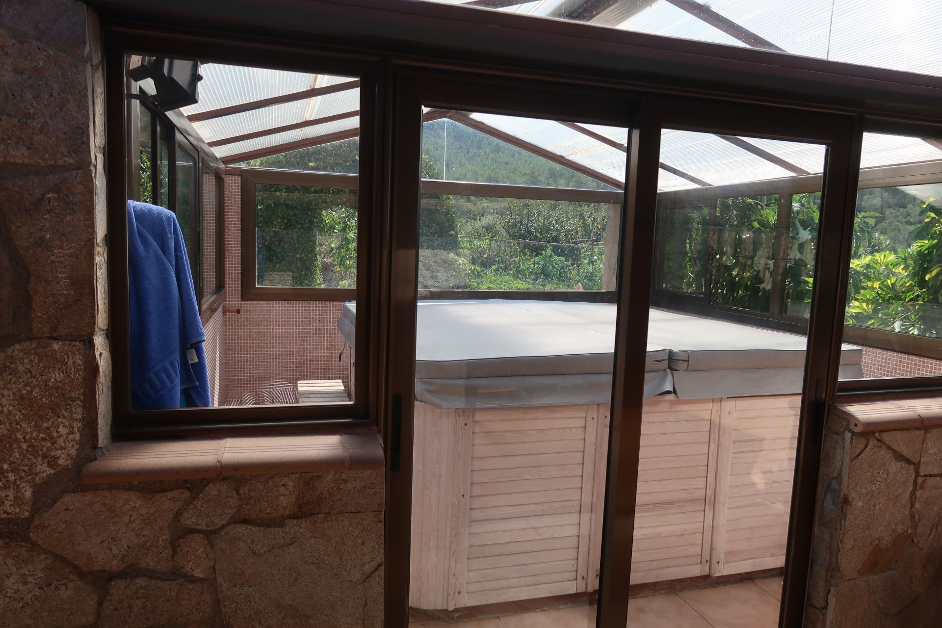 casas--chalets en vallirana · el-lledoner 700000€