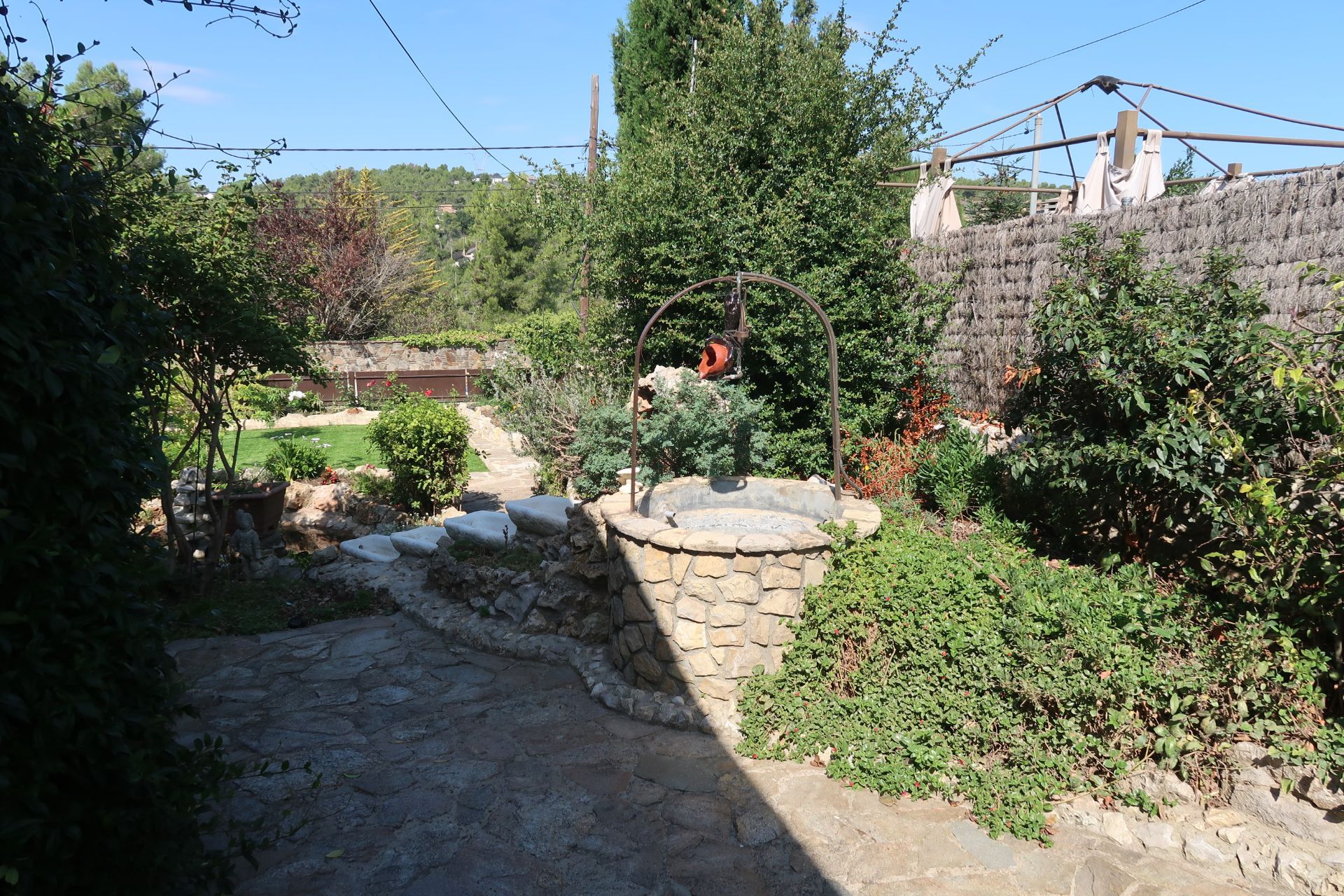 casas--chalets en vallirana · el-lledoner 700000€