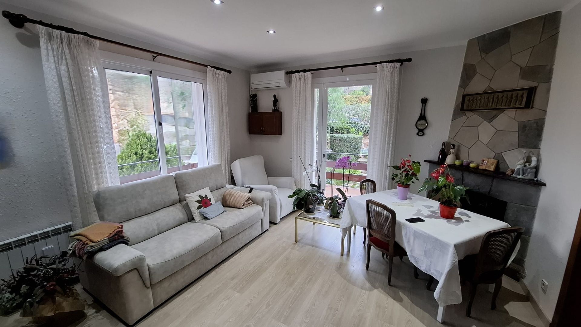 casas--chalets en vallirana ·  392000€