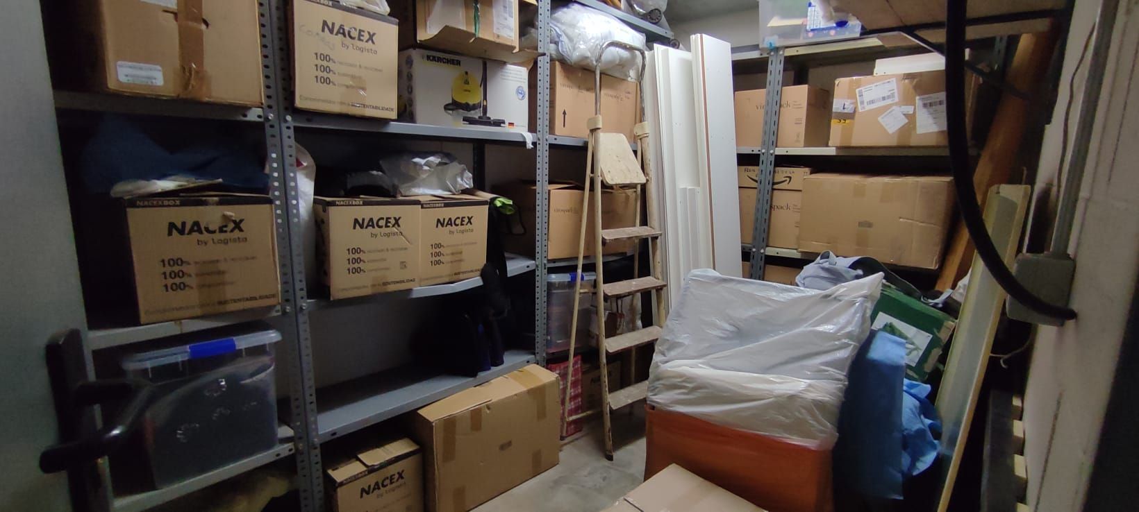 garaje en vallirana ·  25500€