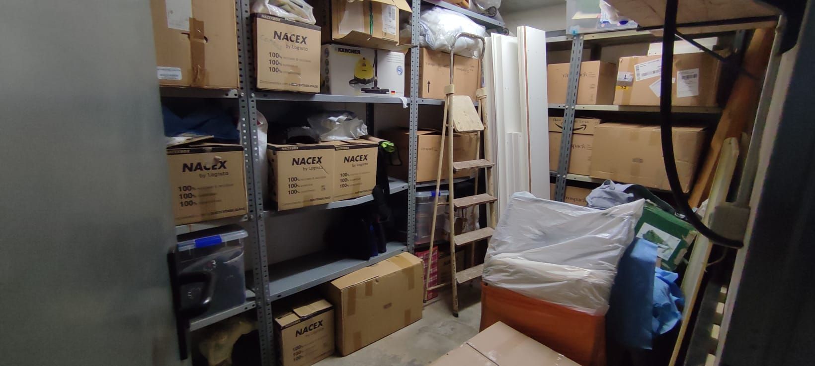 garaje en vallirana ·  25500€