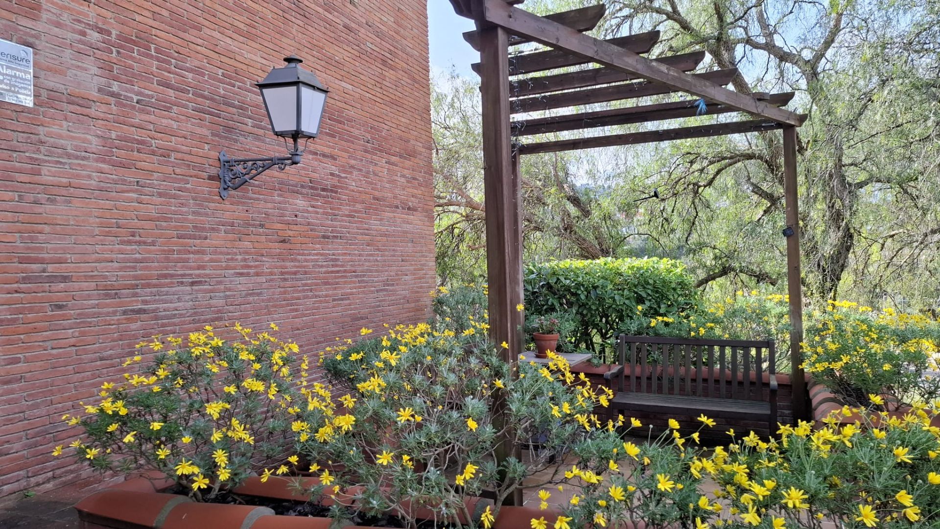 casas--chalets en vallirana ·  850000€