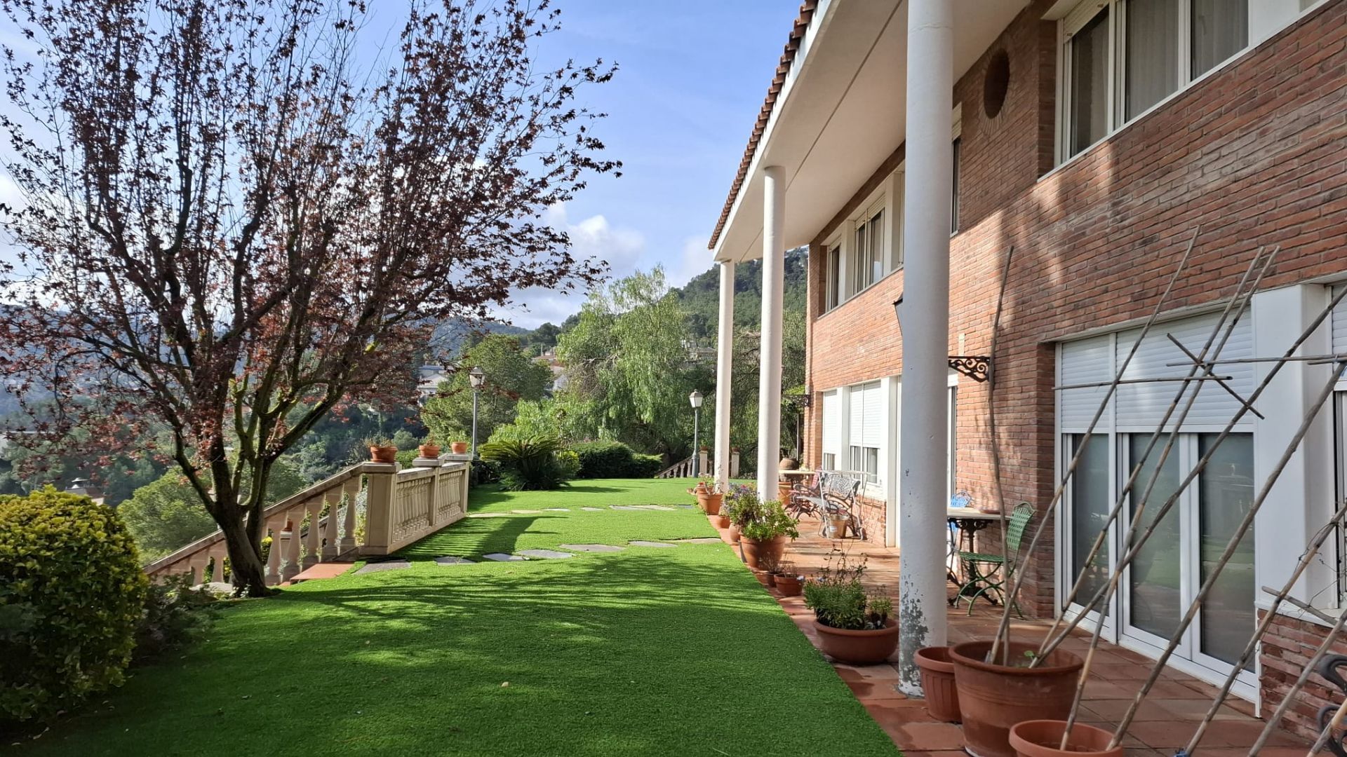 casas--chalets en vallirana ·  850000€