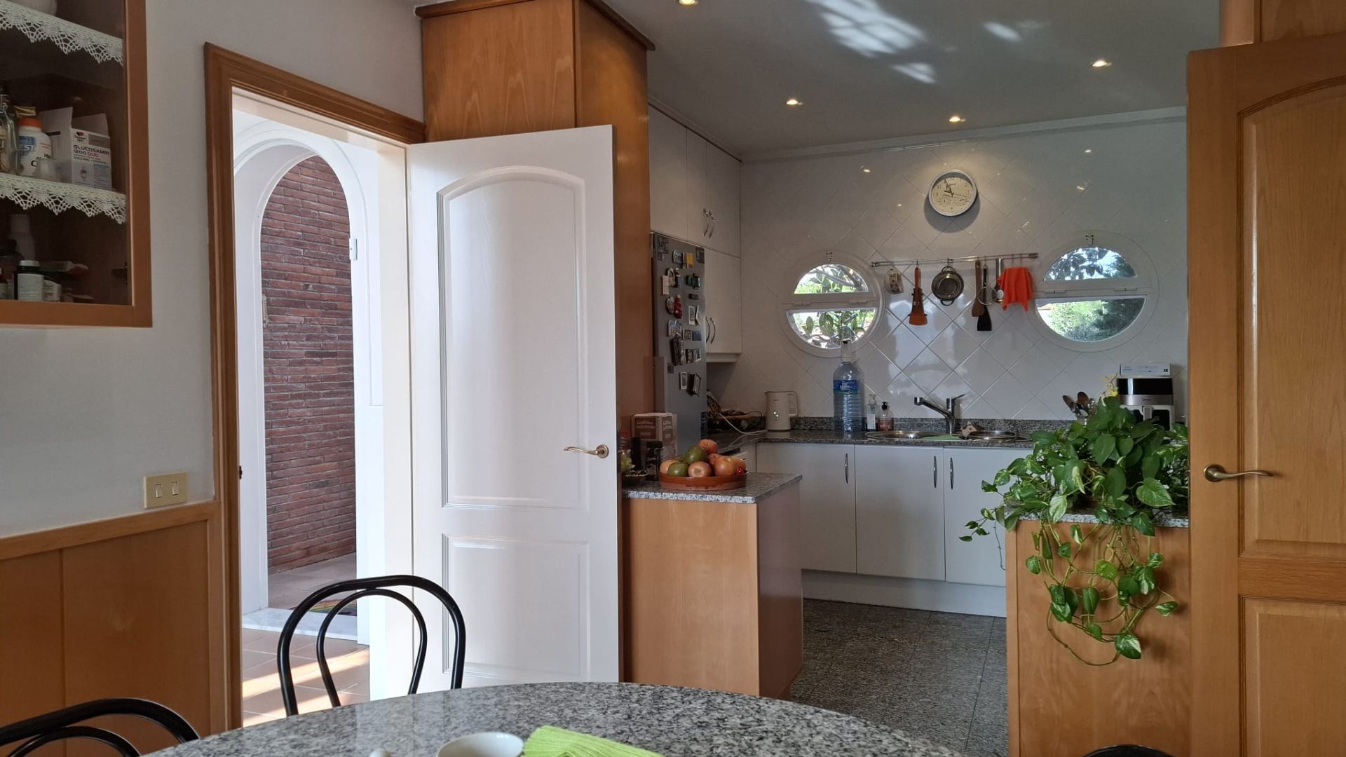 casas--chalets en vallirana ·  850000€