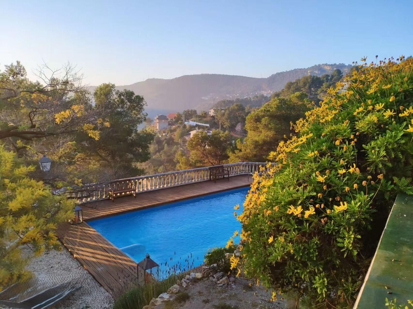 casas--chalets en vallirana ·  850000€