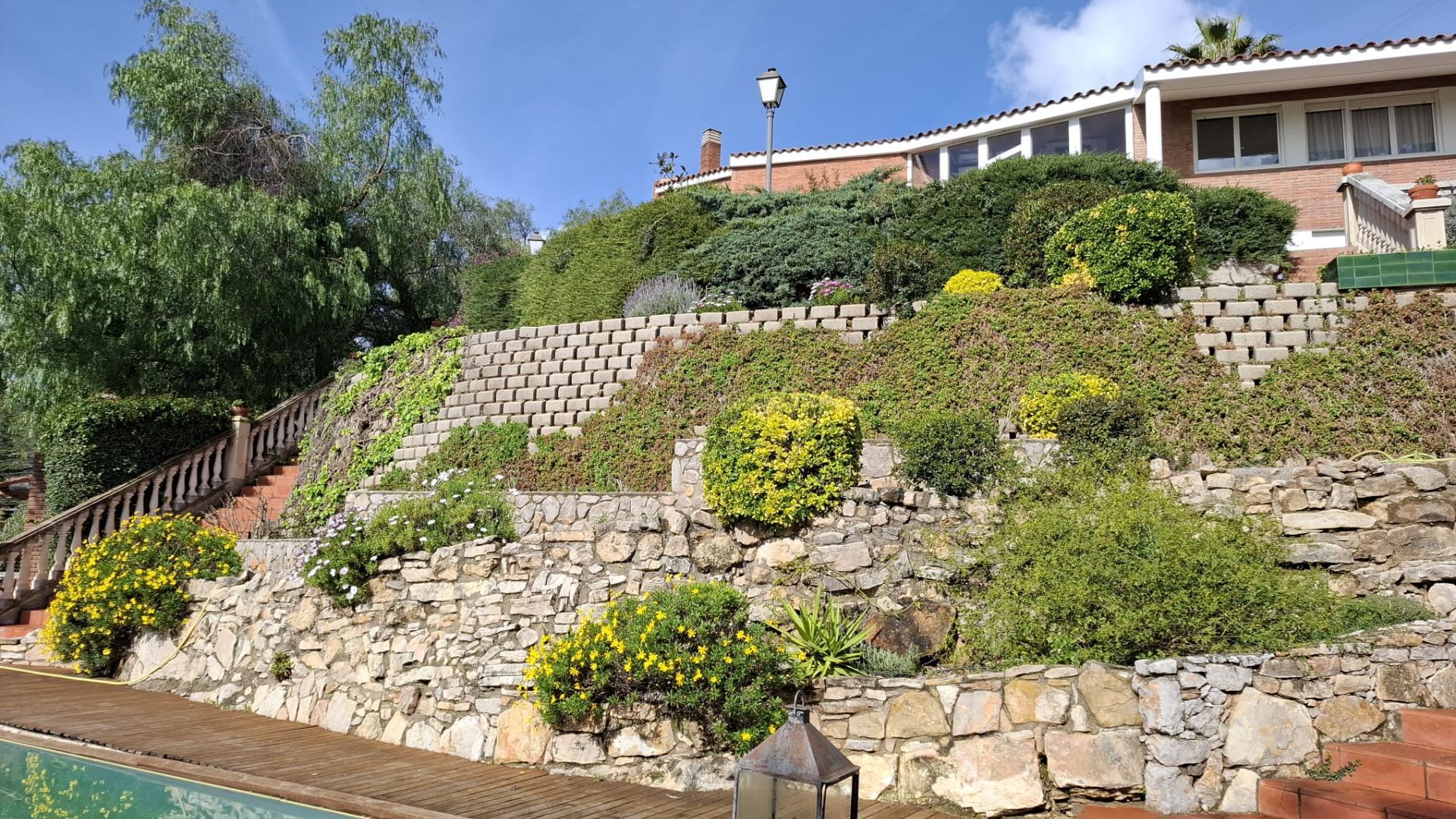 casas--chalets en vallirana ·  850000€