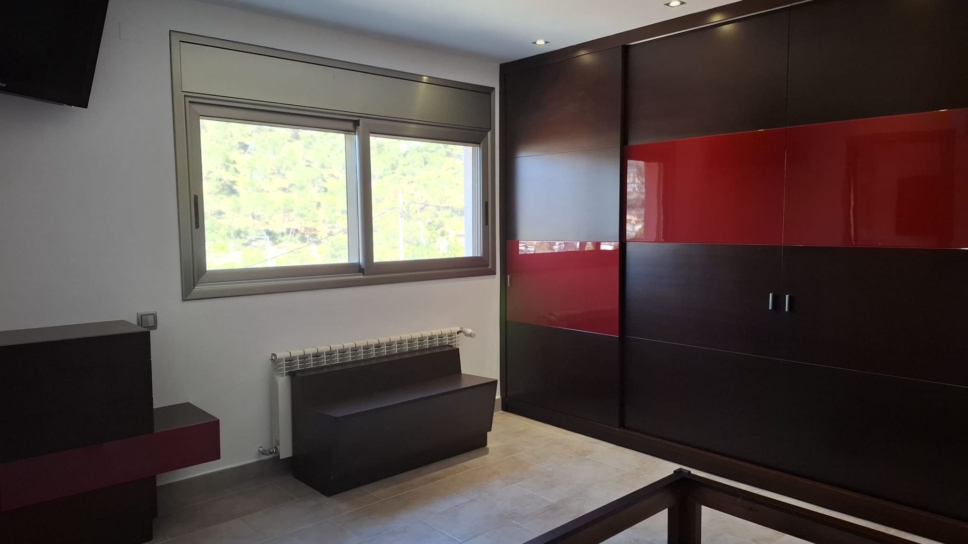 casas--chalets en vallirana ·  Array€