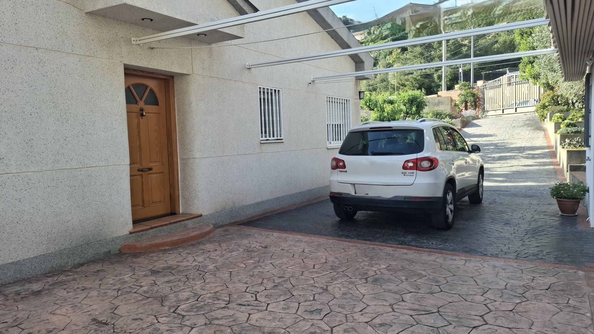 casas--chalets en vallirana ·  390000€