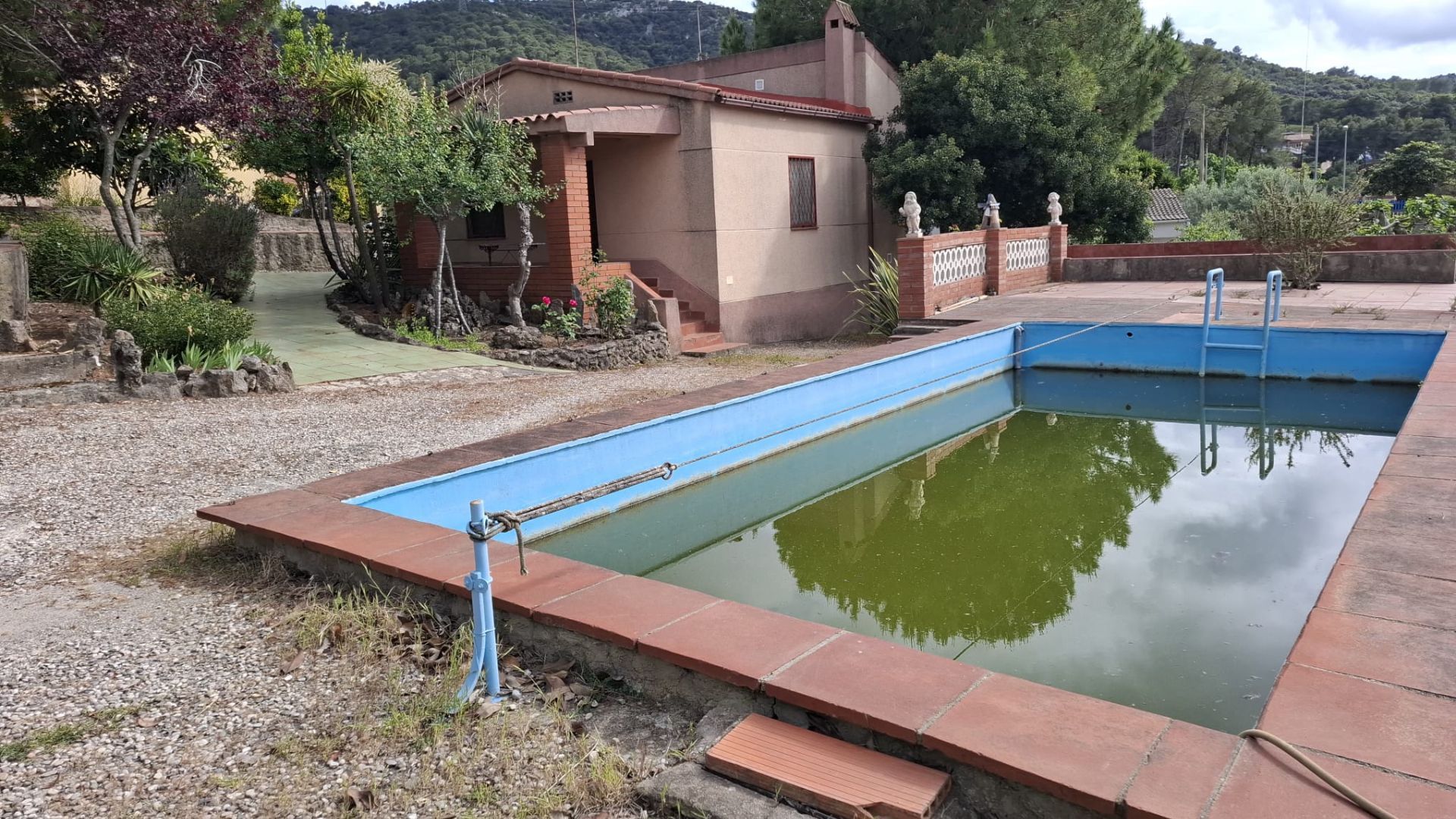 casas--chalets en olesa-de-bonesvalls ·  250000€