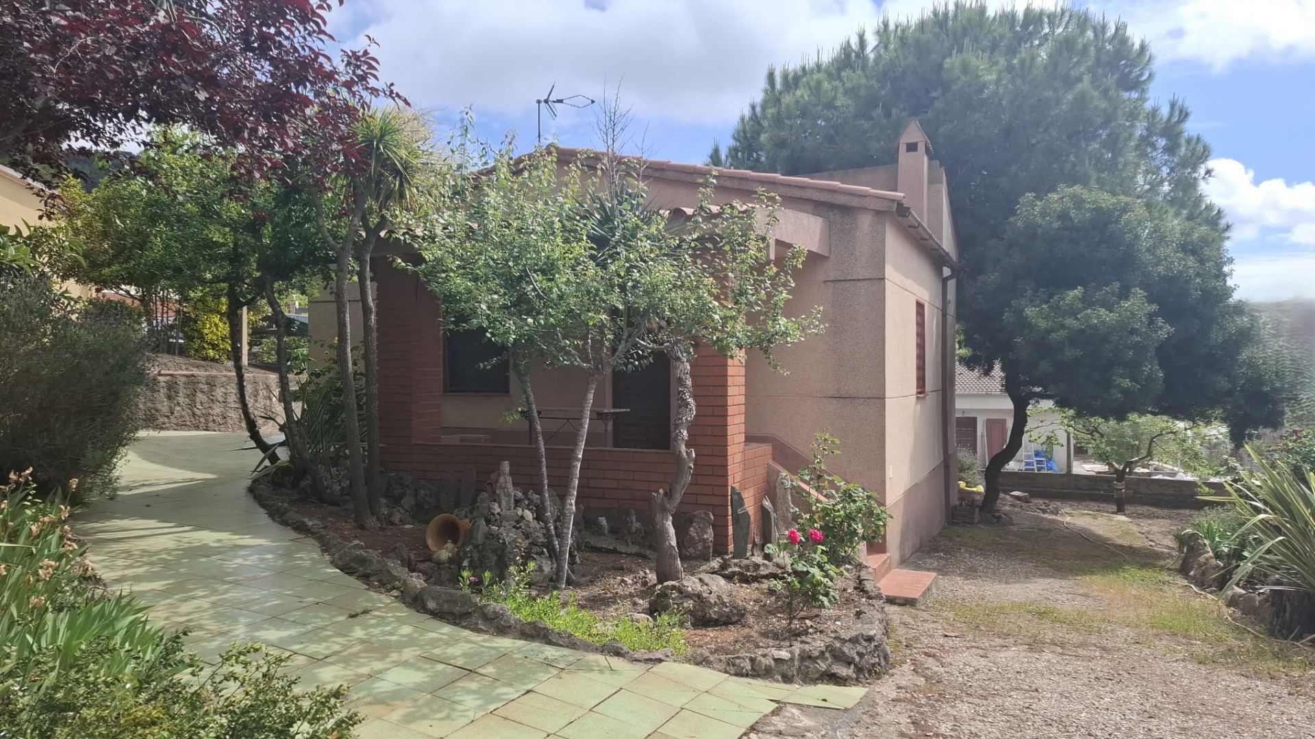 casas--chalets en olesa-de-bonesvalls ·  250000€