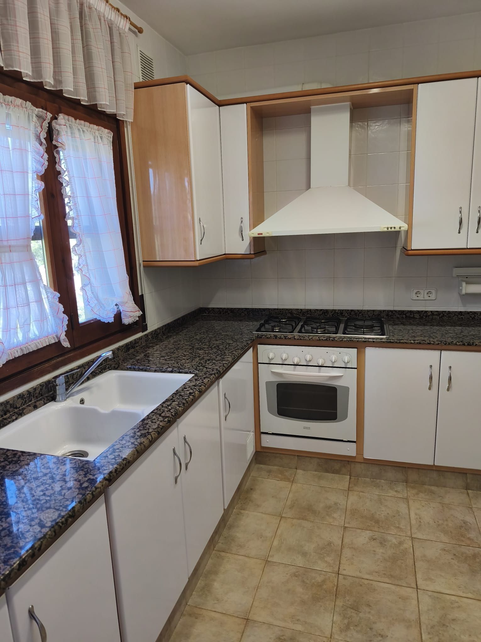 casas--chalets en vallirana · el-lledoner 595730€