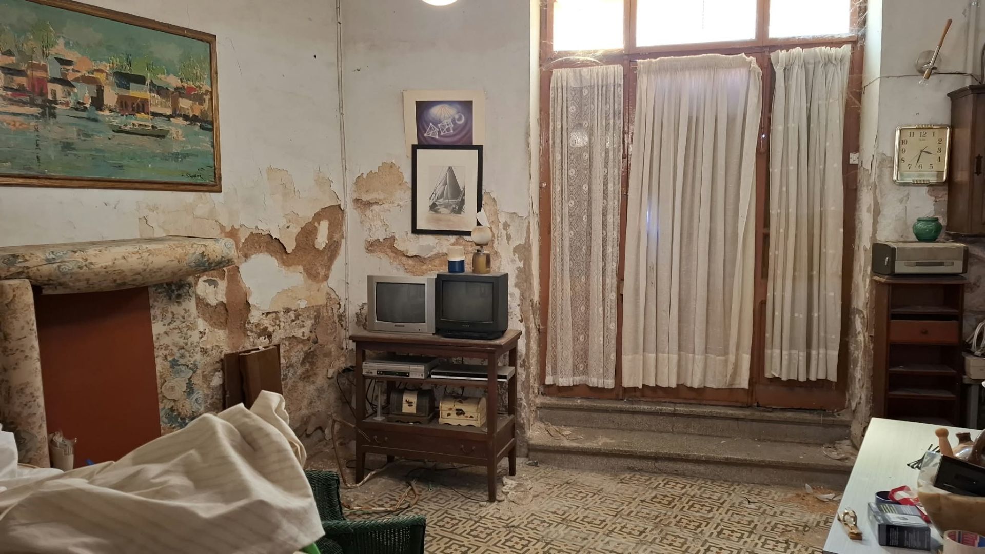 casas-de-pueblo en vallirana ·  174000€