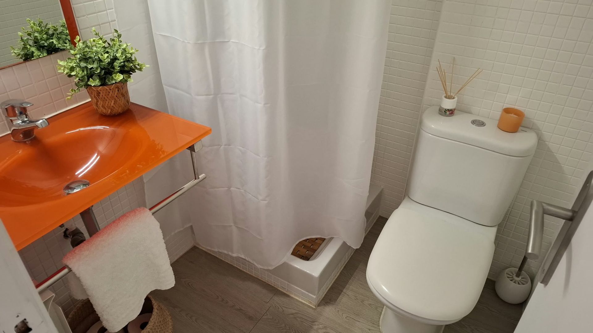pisos en vallirana ·  280000€