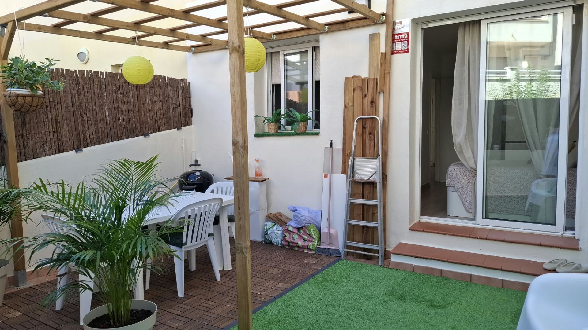 pisos en vallirana ·  280000€