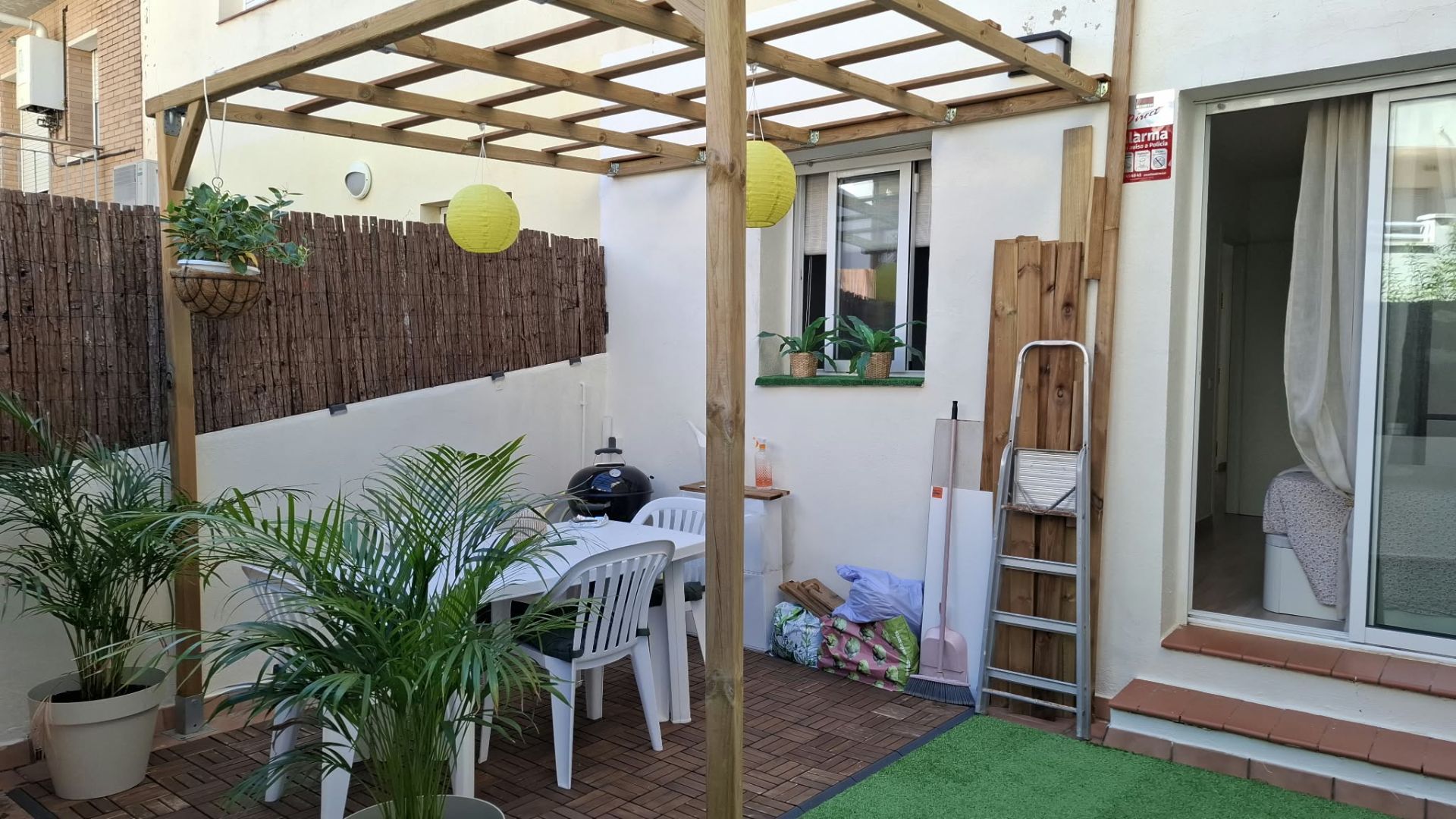 pisos en vallirana ·  280000€