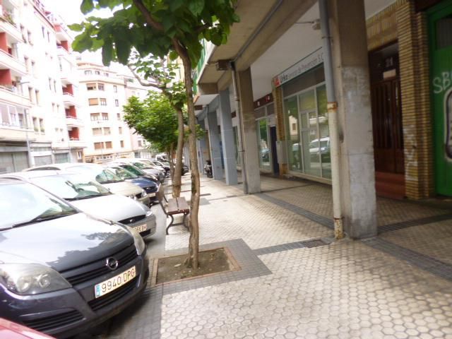 Local comercial en San Sebastián, Guipuzcoa - Donostia-San Sebastián, venta