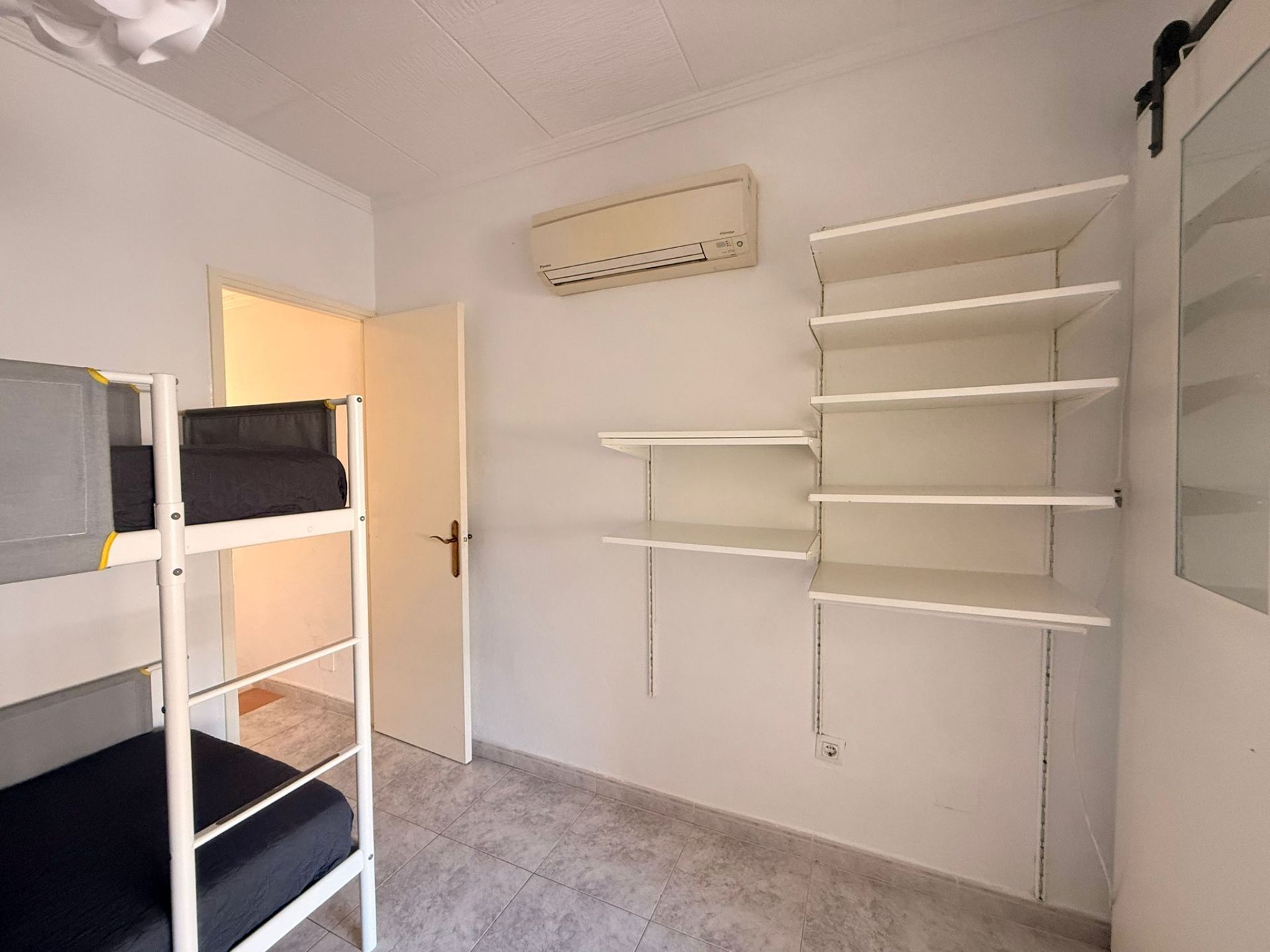 casas-adosadas en empuriabrava · muga-gran-reserva-badia 115000€