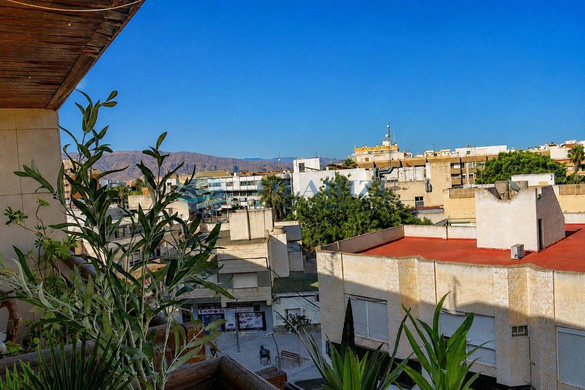 Piso en Roquetas de Mar, venta