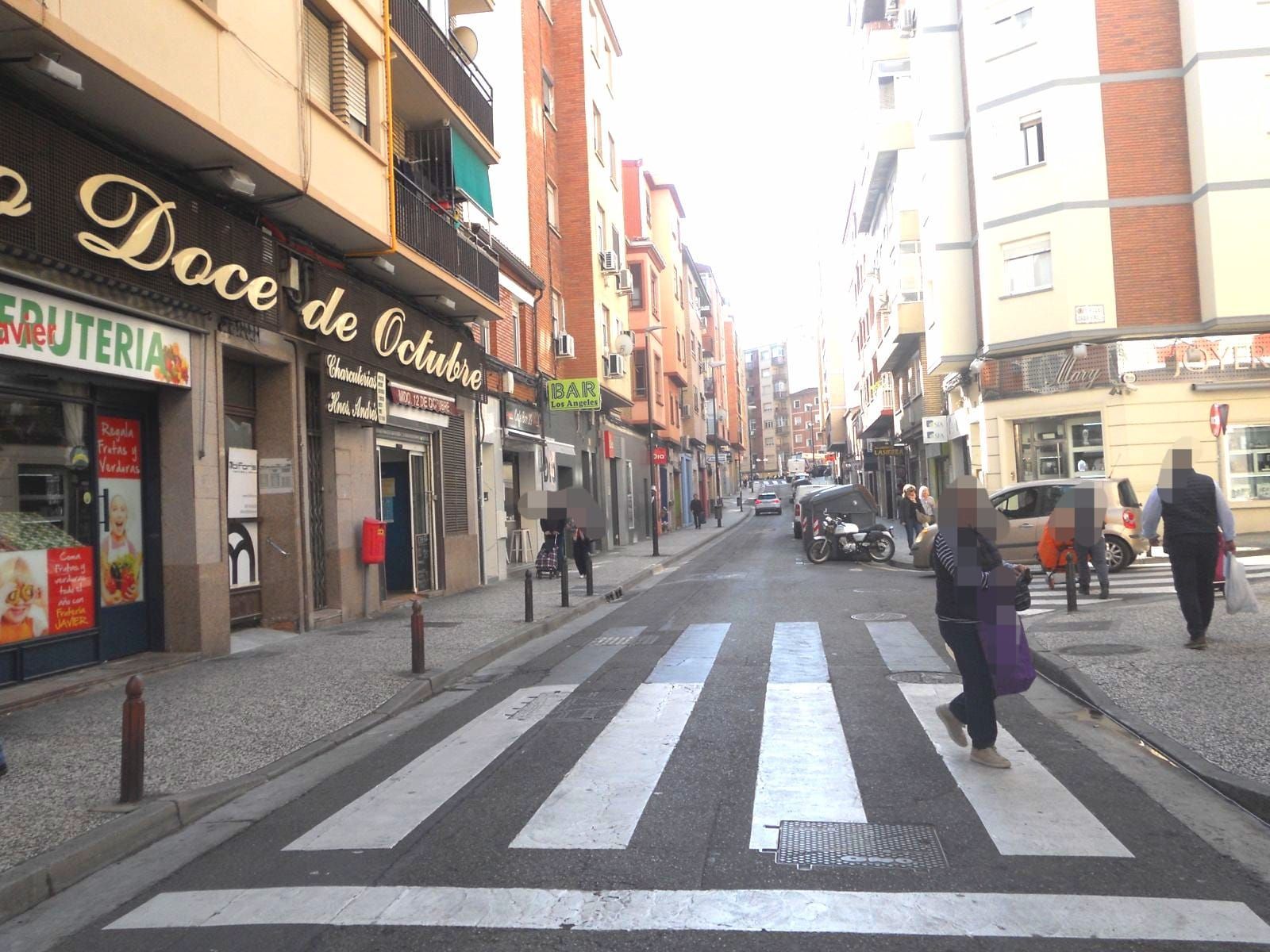 Local comercial en Zaragoza, alquiler