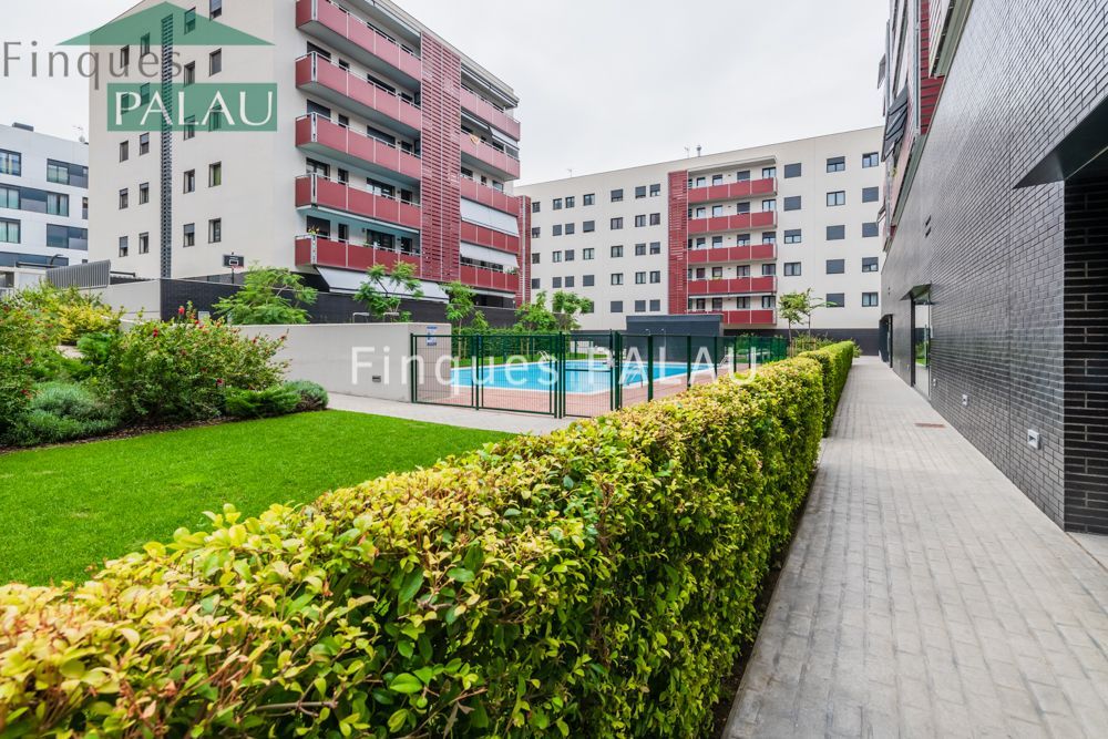 Piso en Sant Just Desvern, Mas Lluhí, venta