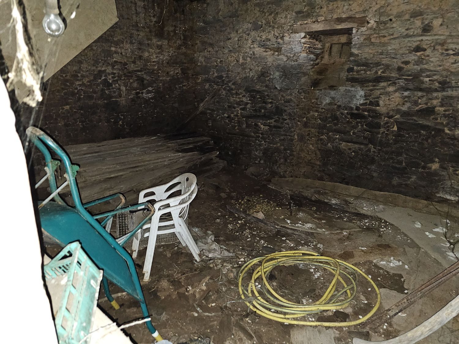 casas-de-pueblo en abegondo · abegondo 110000€