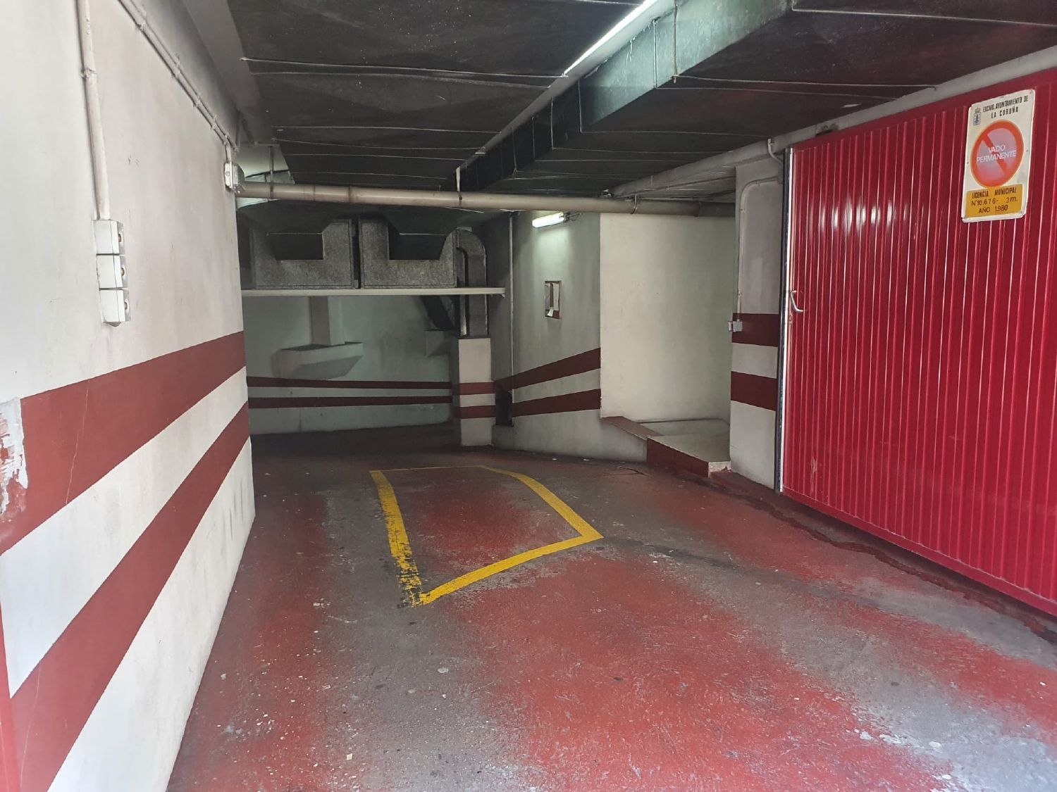 garaje en a-coruna · a-coruna-capital---sagrada-familia 90€