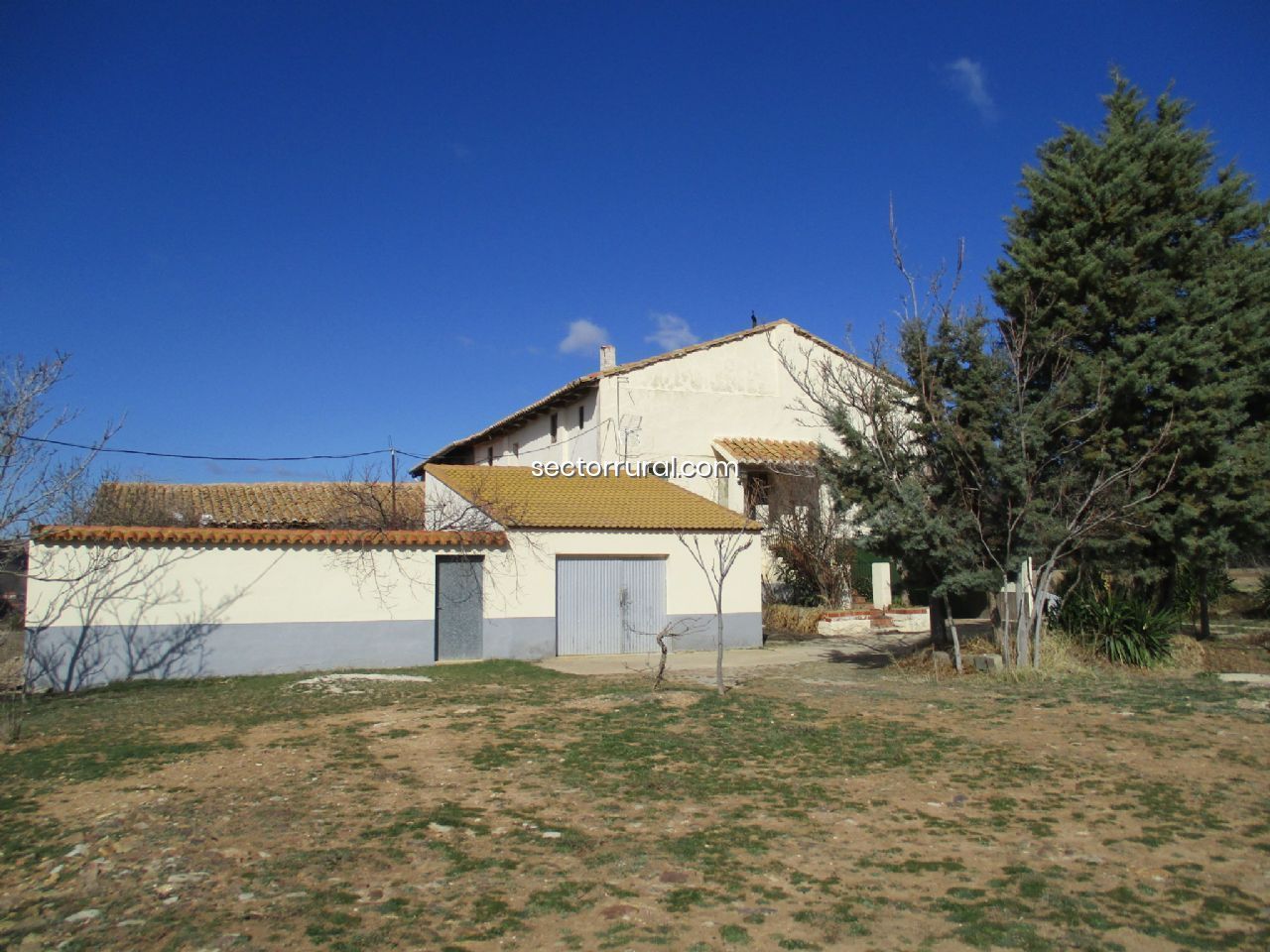 ПРОДАЖА Сельский дом в Teruel, Carretera de San Blas Гараж