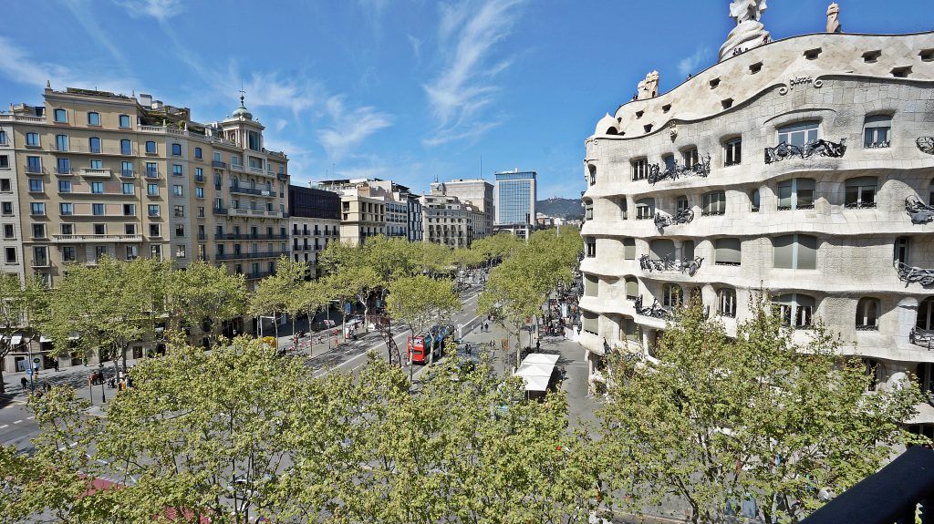 Paseo en bicicleta por Barcelona- Diagonal Passeig de Gràcia i Plaça Catalunya