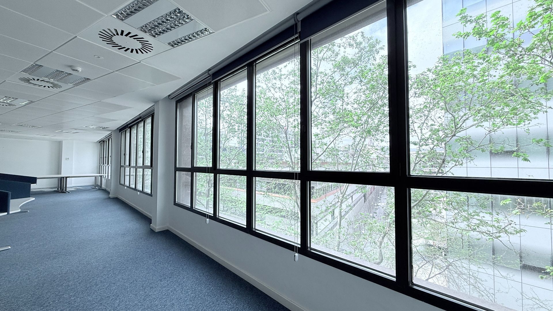 Office in Barcelona, POBLENOU, for rent