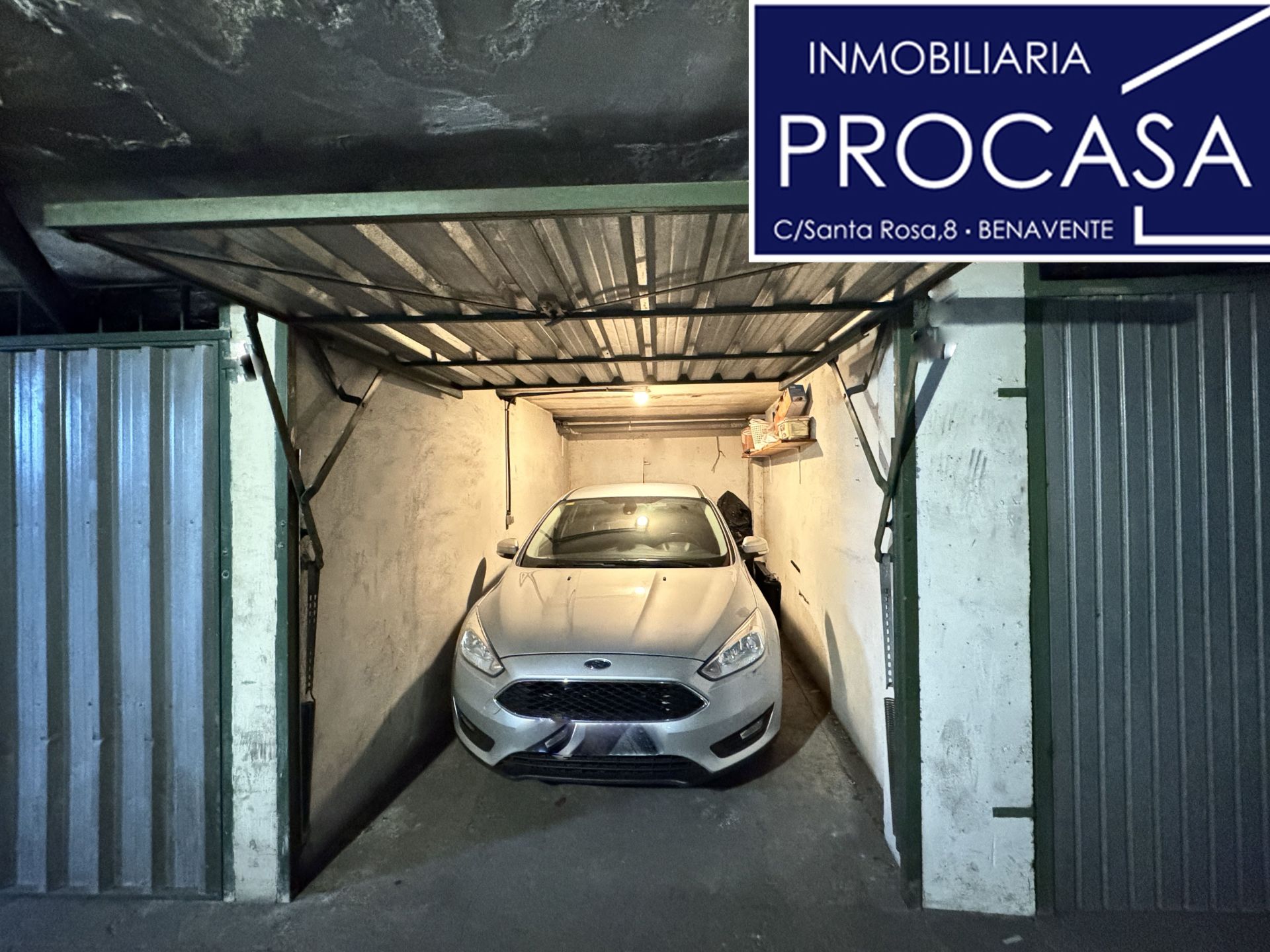 Garaje en venta en Benavente