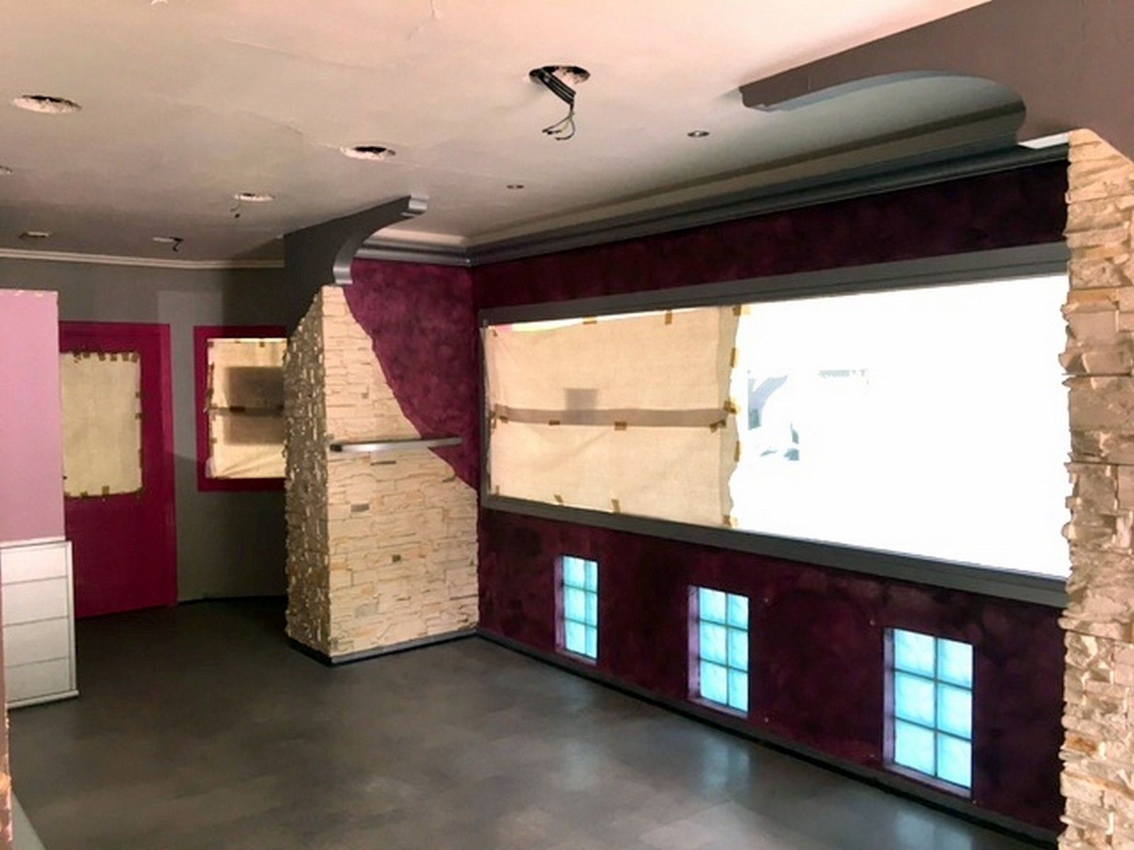 Local comercial en Vitoria, Aranbizkarra, alquiler
