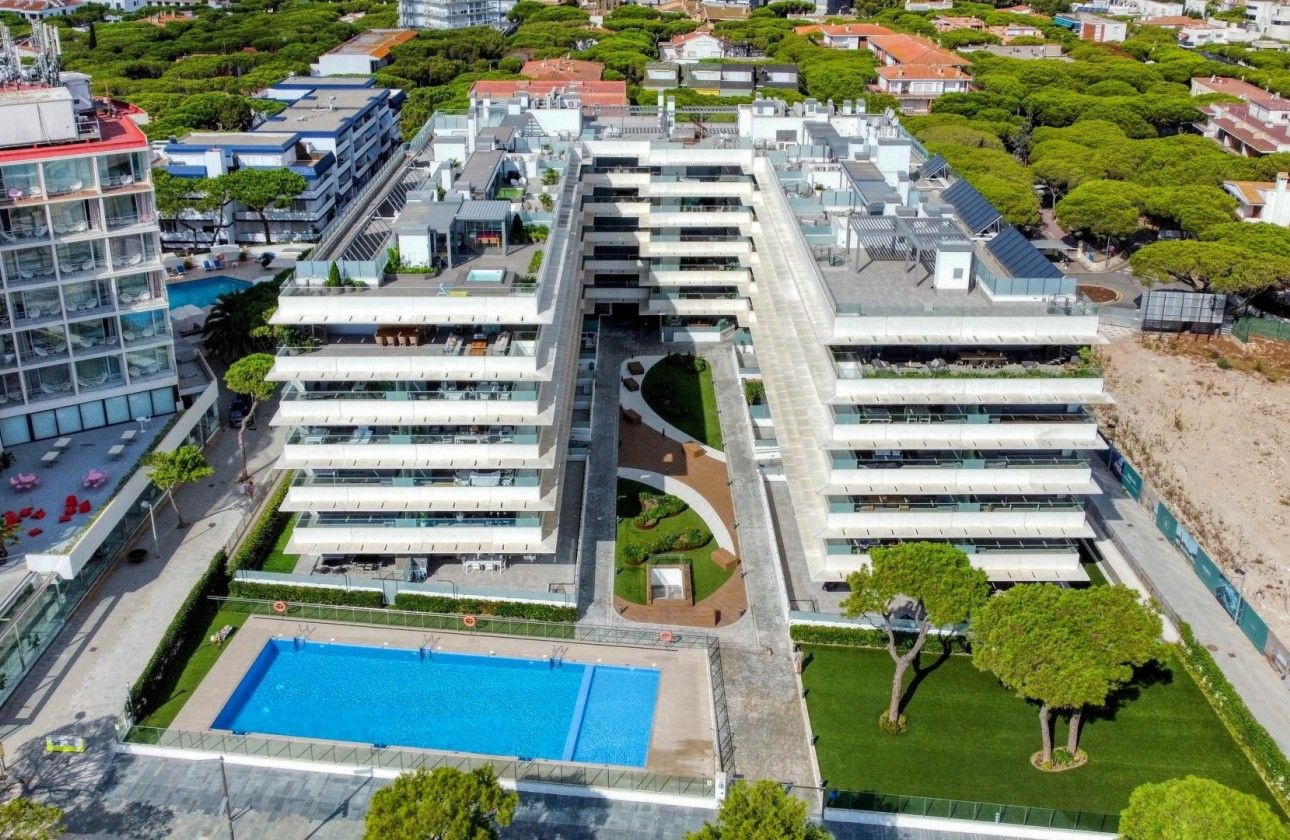 APARTAMENTOS EN VENTA PLAYA DE ARO - EDIFICIO BLAU DE MAR