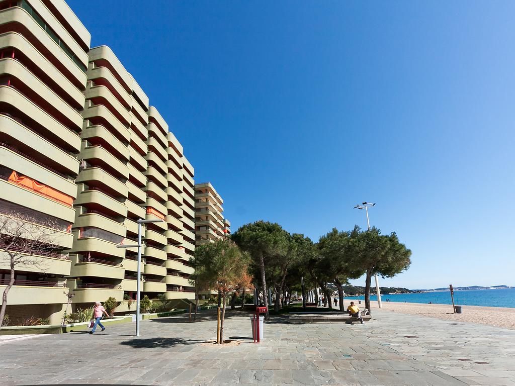 APARTAMENTOS EN VENTA PLAYA DE ARO - EDIFICIO CAPANEMA