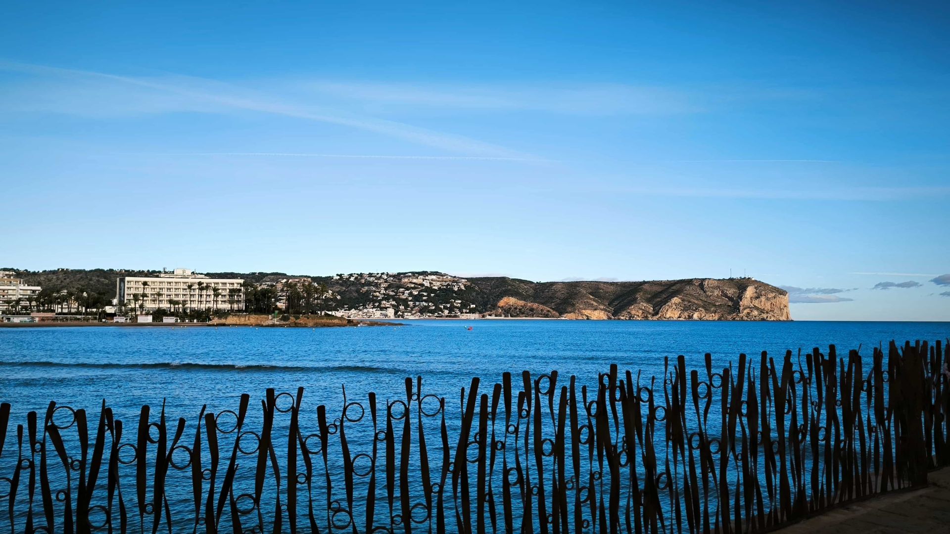 Vivir en Jávea (Xàbia) Casco antiguo, costa y urbanizaciones