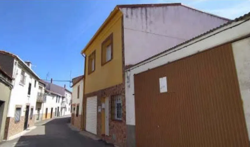 Casa / Chalet en Torre de Santa María, venta