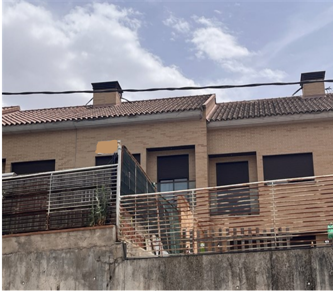 Maison mitoyenne à Novés, vente