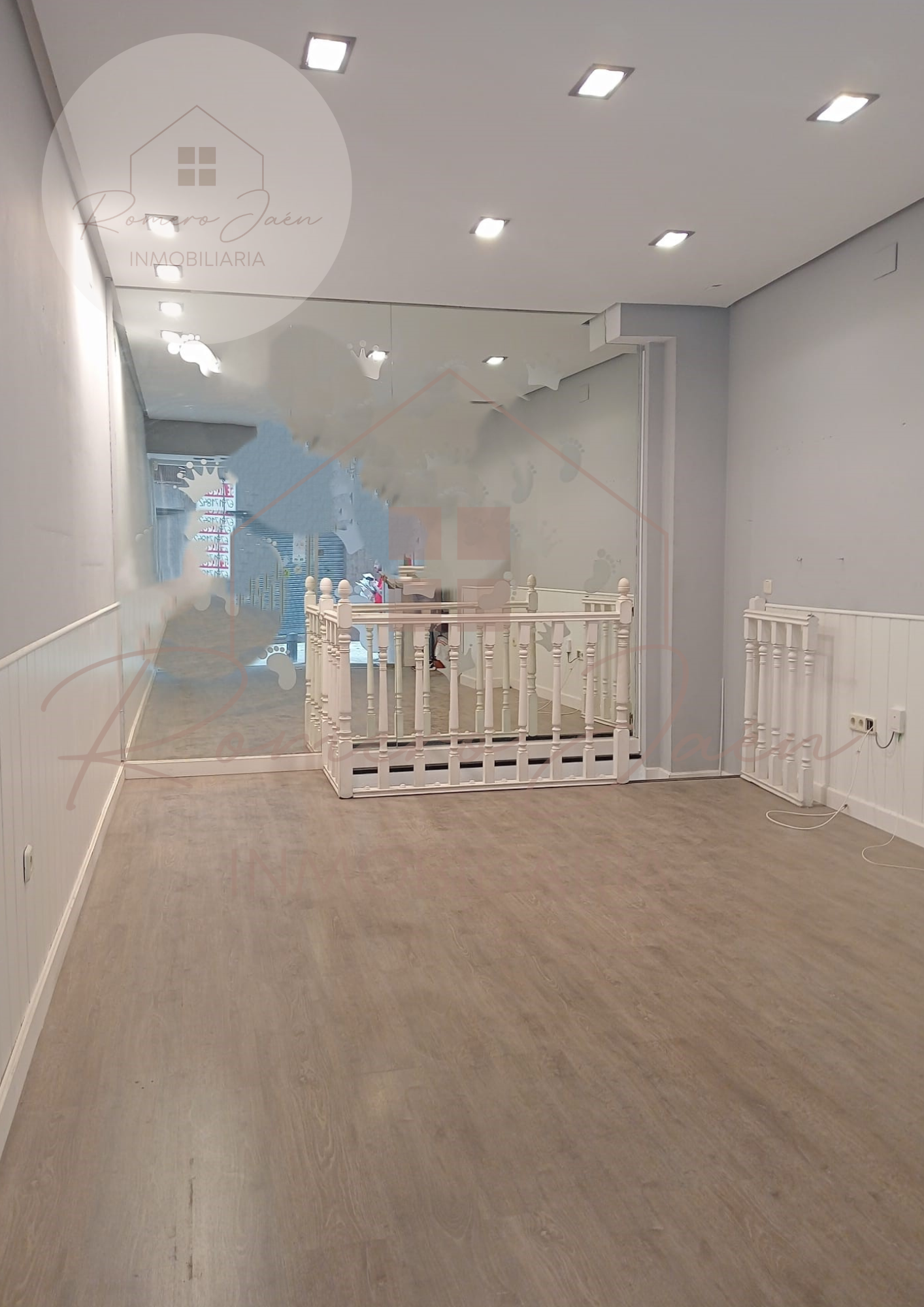 Local comercial en Jaén, venta