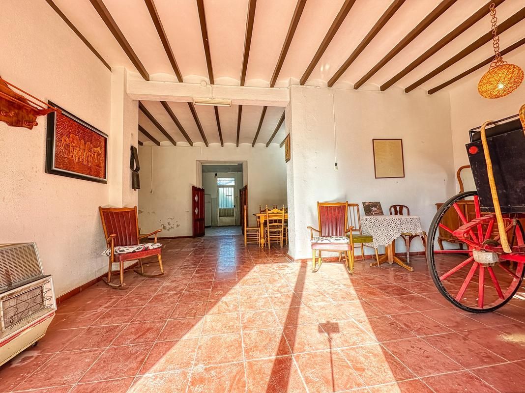 Villa en venta en Beniarbeig