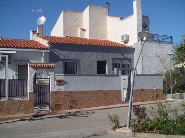 Terraced House in San Fulgencio, La Marina Urbanisation, for rent