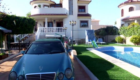 Villa in San Fulgencio, La Marina Urbanisation, holiday rentals