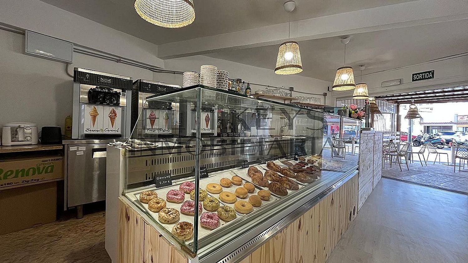 Local comercial en L'Escala, traspaso